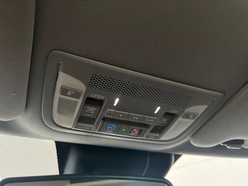Used 2019 Acura ILX w/ Technology Package FWD image 70