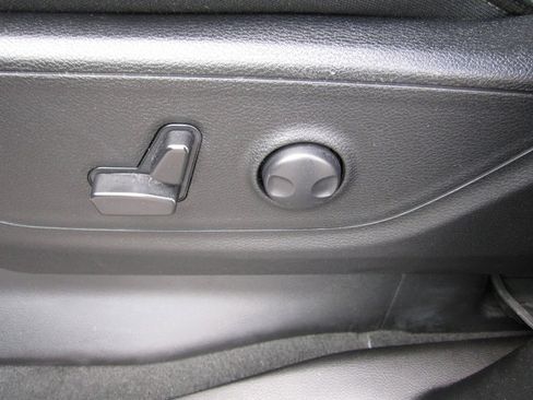 Used 2024 RAM 1500 Tradesman image 10