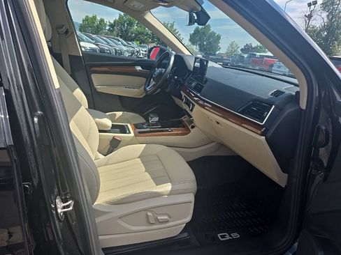 Used 2022 Audi Q5 2.0T Premium w/ Convenience Package AWD/4WD image 28