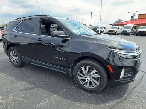 Used 2023 Chevrolet Equinox LT AWD/4WD image 2