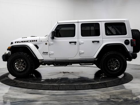 Used 2022 Jeep Wrangler Unlimited Rubicon w/ Xtreme Recon 35" Tire Package image 7