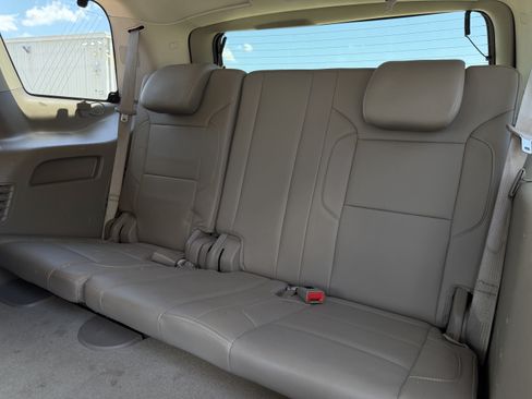 Used 2015 Chevrolet Tahoe LT w/ Luxury Package RWD image 30