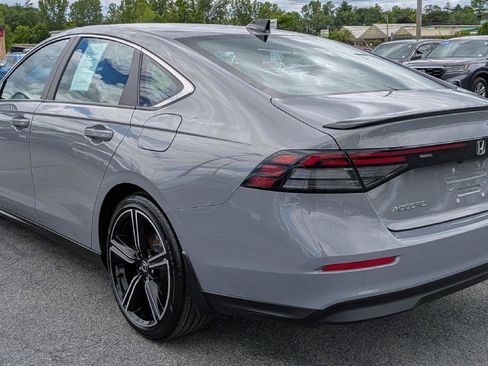 Certified 2025 Honda Accord Sport image 9