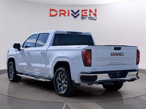 Used 2023 GMC Sierra 1500 SLT w/ SLT Premium Package image 3