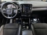 Used 2019 Volvo XC40 T5 R-Design image 2