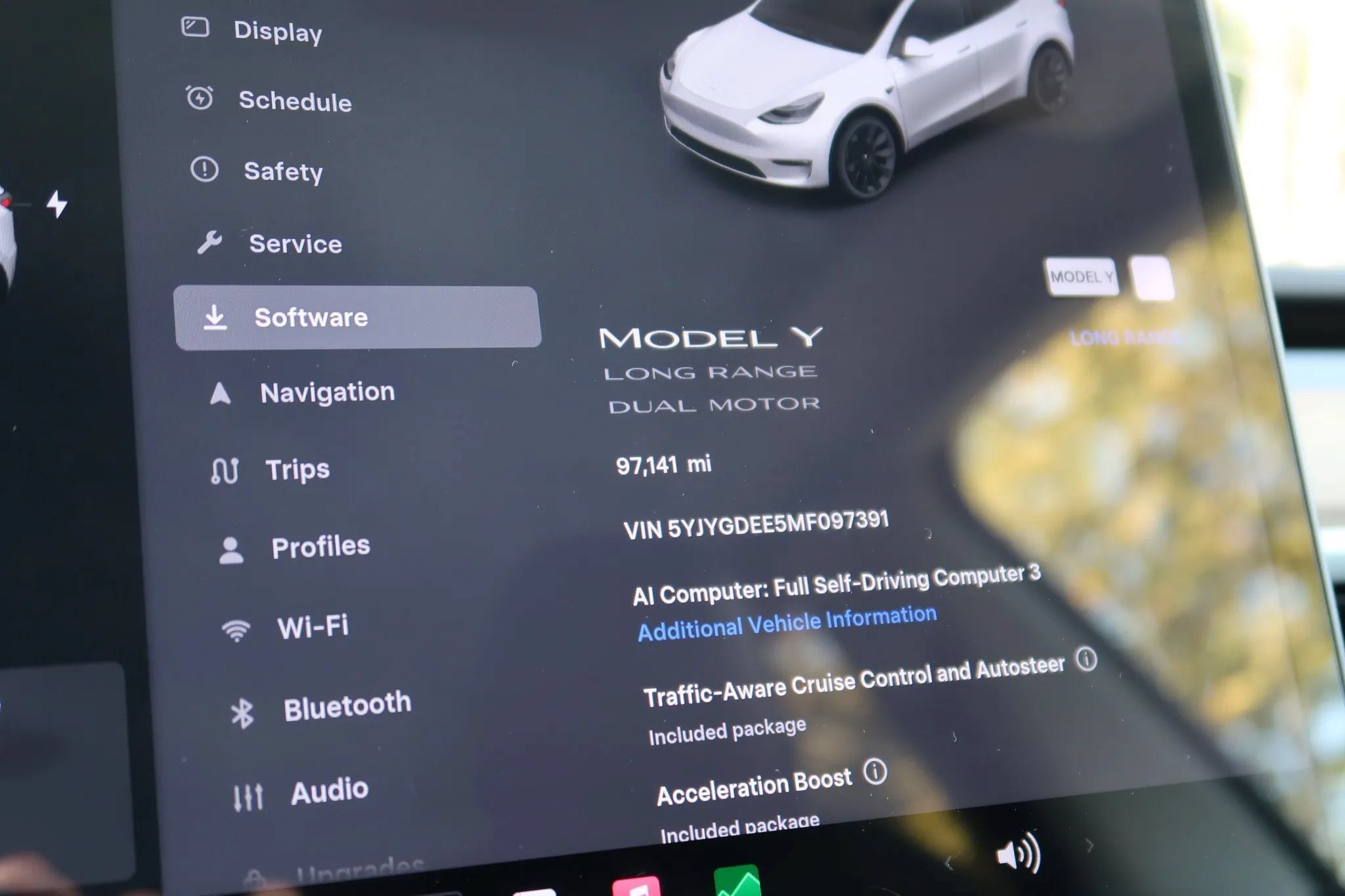 Used 2021 Tesla Model Y Long Range AWD/4WD image 35