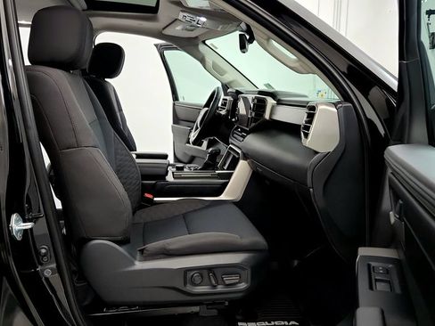 Used 2024 Toyota Sequoia SR5 w/ TRD Off-Road Package AWD/4WD image 15