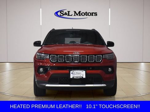 Used 2025 Jeep Compass Limited AWD/4WD image 2