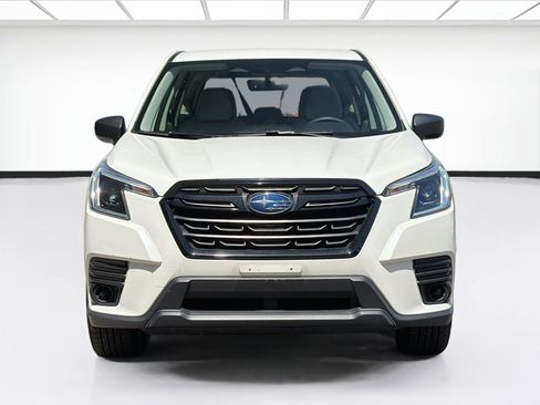 Used 2023 Subaru Forester AWD/4WD image 2