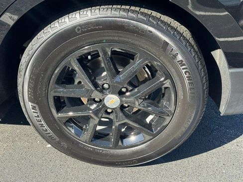 Used 2023 Chevrolet Equinox LT FWD image 7