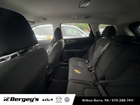 Used 2023 Kia Sportage LX AWD/4WD image 8