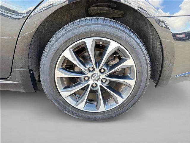 Used 2016 Toyota Avalon XLE FWD image 24