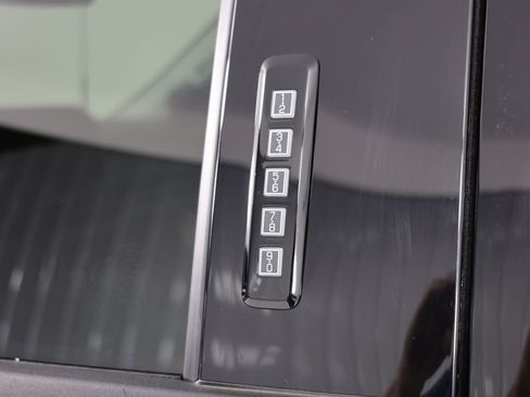 Used 2026 Ford F350 Lariat AWD/4WD image 33
