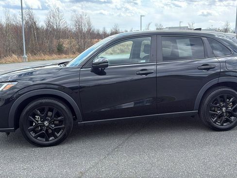 Used 2024 Honda HR-V Sport image 11