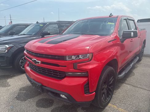 Used 2020 Chevrolet Silverado 1500 RST w/ Rally Edition AWD/4WD image 2