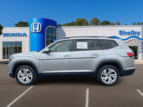 Used 2023 Volkswagen Atlas SE image 5