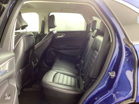 Used 2023 Ford Edge SEL w/ Convenience Package image 14