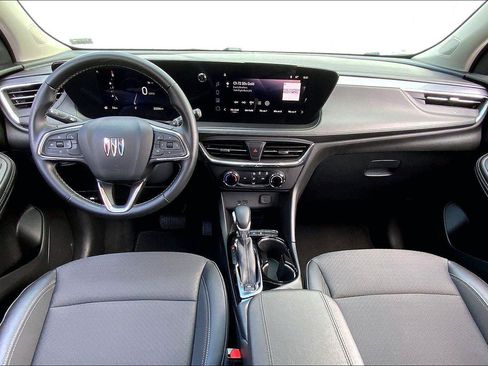 Used 2025 Buick Encore GX Preferred AWD/4WD image 13