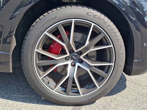 Used 2019 Audi Q8 Premium Plus w/ Premium Plus image 8