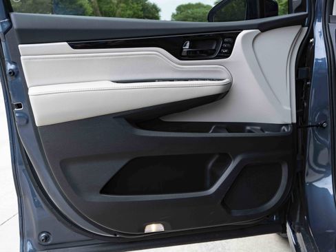 Used 2026 Honda Odyssey Elite image 38