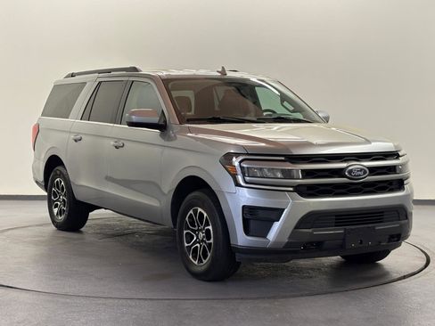 Used 2022 Ford Expedition Max XLT AWD/4WD image 5