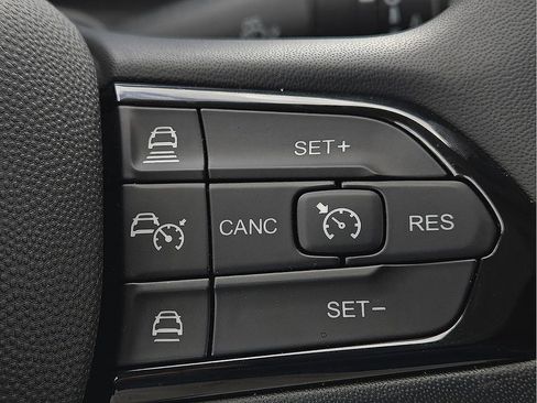 New 2026 RAM ProMaster 3500 w/ Premium Convenience Group image 17