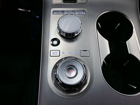 Certified 2026 Genesis GV70 2.5T Select image 22