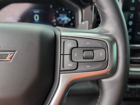 Used 2025 Chevrolet Silverado 1500 LT Trail Boss w/ LT Trail Boss Premium Package AWD/4WD image 27