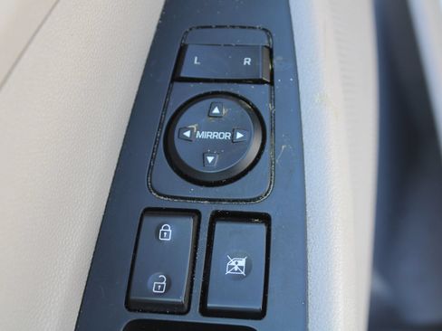 Used 2019 Hyundai Tucson Value FWD image 20