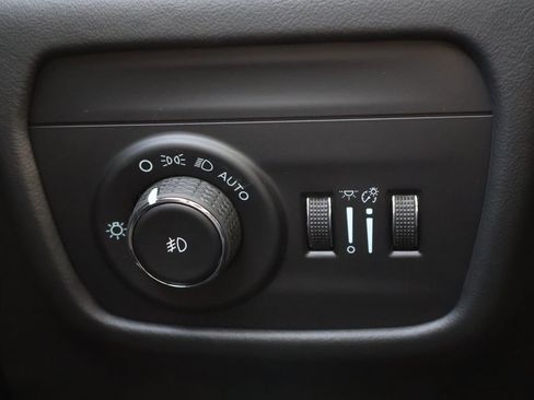 New 2026 Jeep Grand Cherokee L Summit AWD/4WD image 33