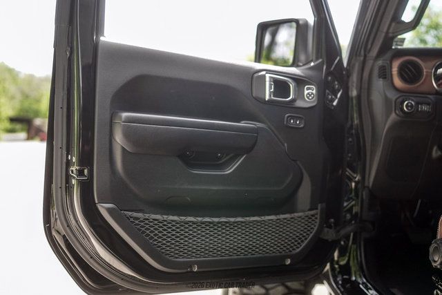 Used 2021 Jeep Gladiator Sport AWD/4WD image 28