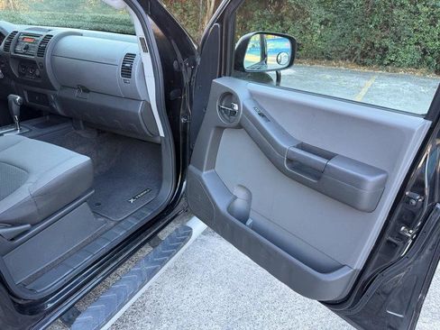 Used 2012 Nissan Xterra X image 23