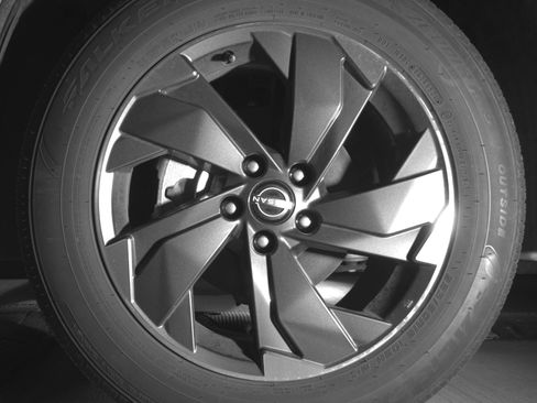 Used 2025 Nissan Rogue SV FWD image 12