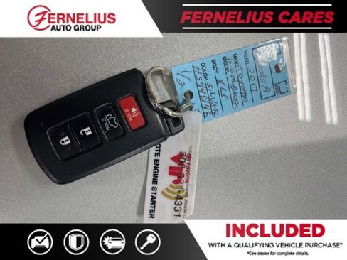 Used 2017 Toyota Highlander XLE w/ Carpet Mat Package AWD/4WD image 52