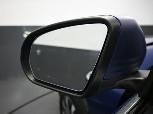 Used 2020 Mercedes-Benz GLB 250 w/ Premium Package image 9