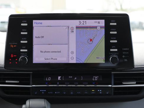 Used 2023 Toyota Sienna Limited AWD/4WD image 21