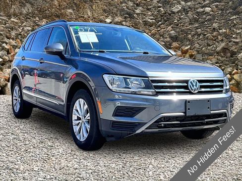 Used 2018 Volkswagen Tiguan SE w/ Panoramic Sunroof Package AWD/4WD image 10