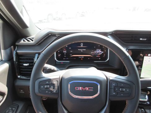 New 2026 GMC Sierra 2500 AT4 AWD/4WD image 21