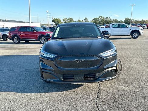 Used 2022 Ford Mustang Mach-E Select w/ Comfort/Technology Package image 5