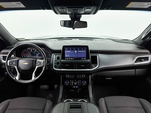 Used 2021 Chevrolet Suburban LS image 20