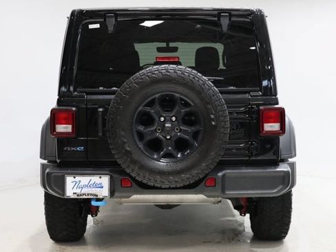 Used 2023 Jeep Wrangler Unlimited w/ Sun & Screen Package AWD/4WD image 6