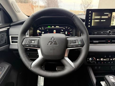 New 2026 Mitsubishi Outlander SEL AWD/4WD image 8