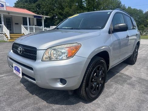 Used 2007 Toyota RAV4 2WD image 3