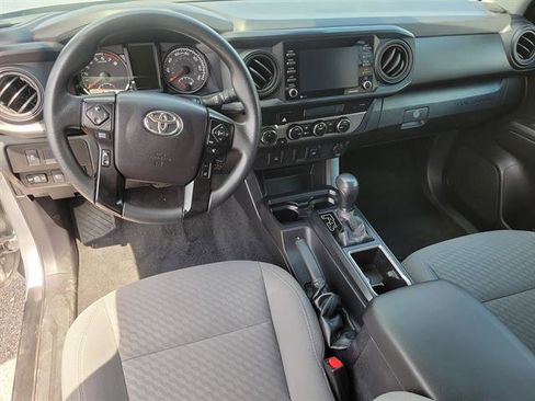 Used 2021 Toyota Tacoma SR AWD/4WD image 9