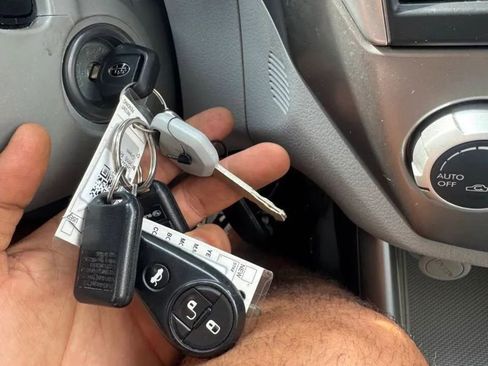 Used 2010 Subaru Forester 2.5X Limited image 27