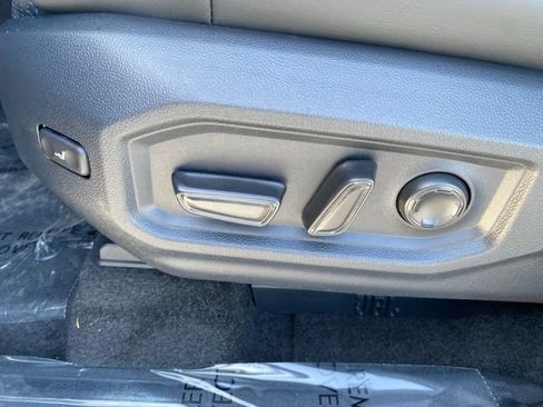 New 2026 Toyota Tundra Platinum AWD/4WD image 24