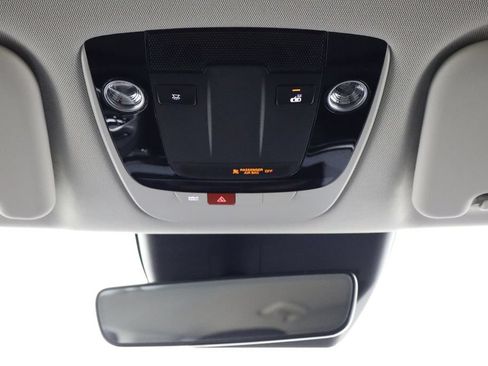 Used 2024 Kia EV6 Light RWD image 25