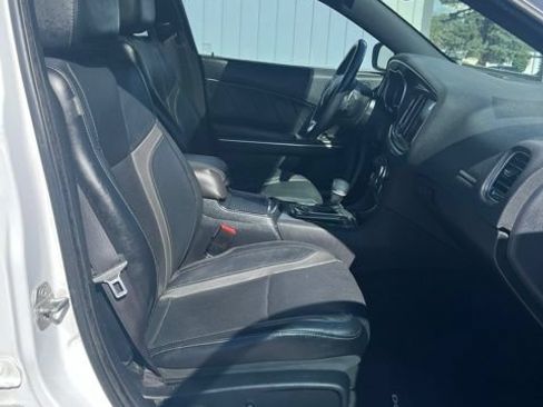 Used 2015 Dodge Charger SXT w/ AWD Plus Group image 28