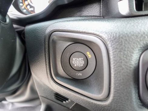 New 2025 Jeep Gladiator Willys image 18