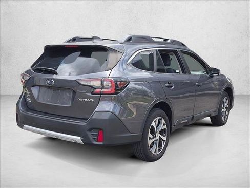Used 2022 Subaru Outback Limited image 5